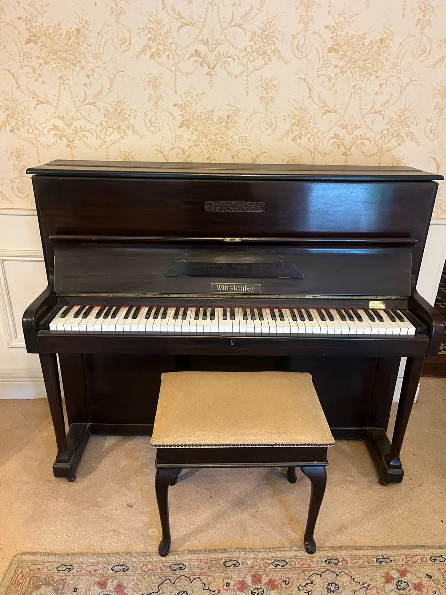 Piano and stool - Image 1