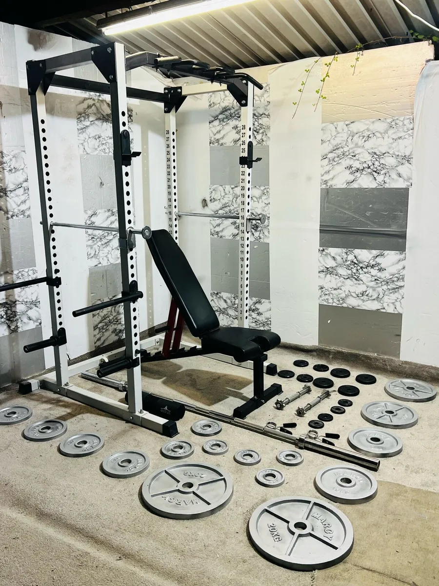 HEAVY DUTY RACK 145KG BARBELL SET BENCH DUMBLS - Image 1