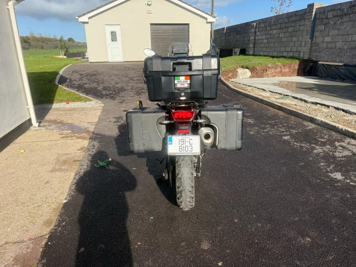 BMW F750 GS - Image 3