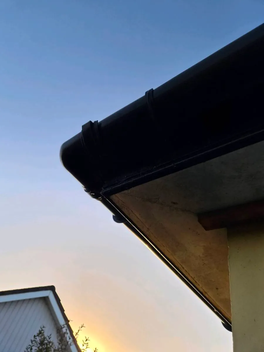 Gutters - Image 1