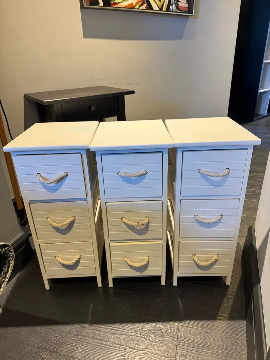 Bedside lockers / bedside tables / units / etc - Image 3