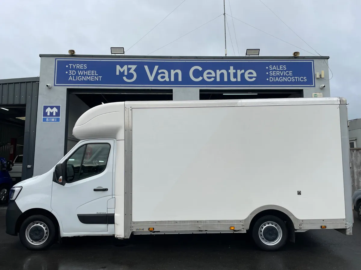 2023 Renault Master LL35 BUSINESS BLUE LOW LOADER - Image 3
