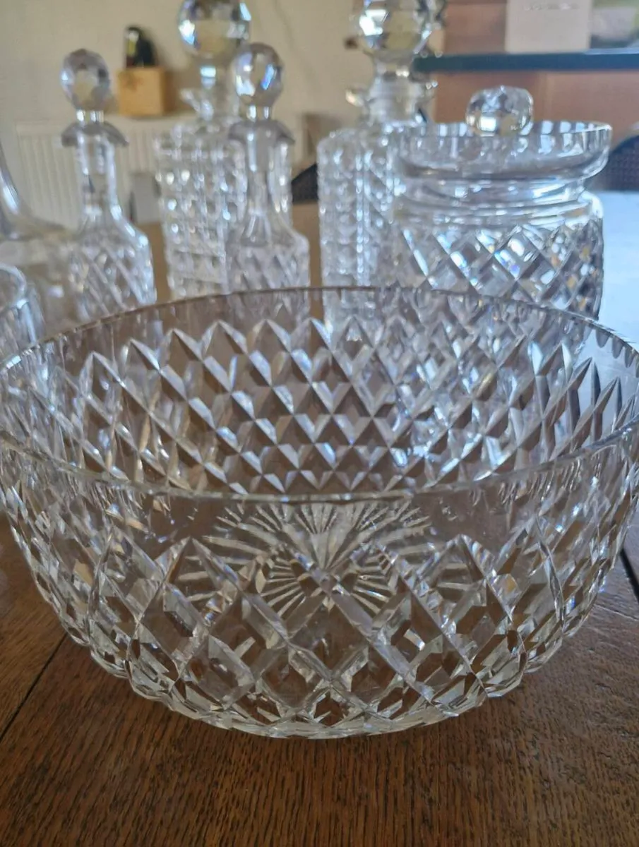 Glass decanters/bowl - Image 3