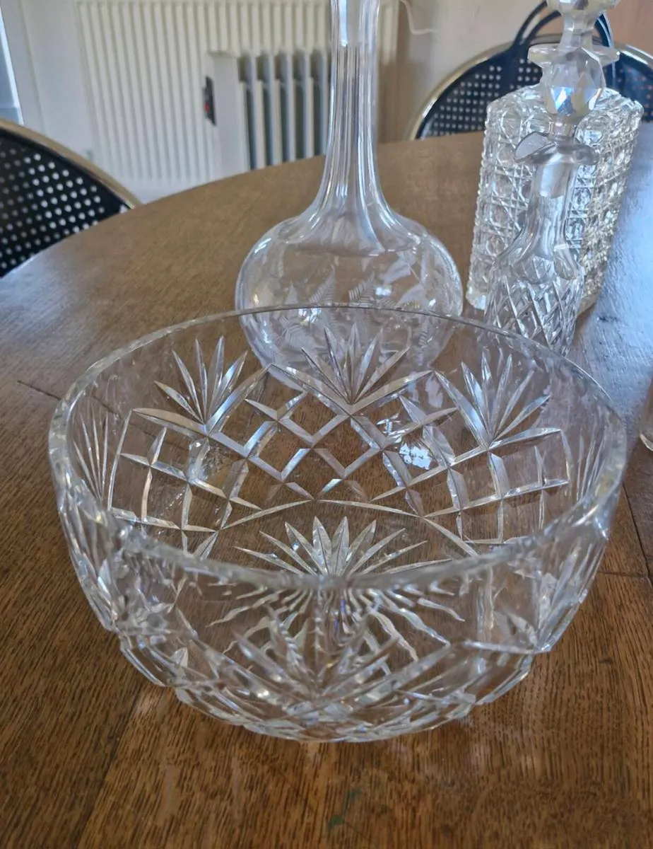 Glass decanters/bowl - Image 4