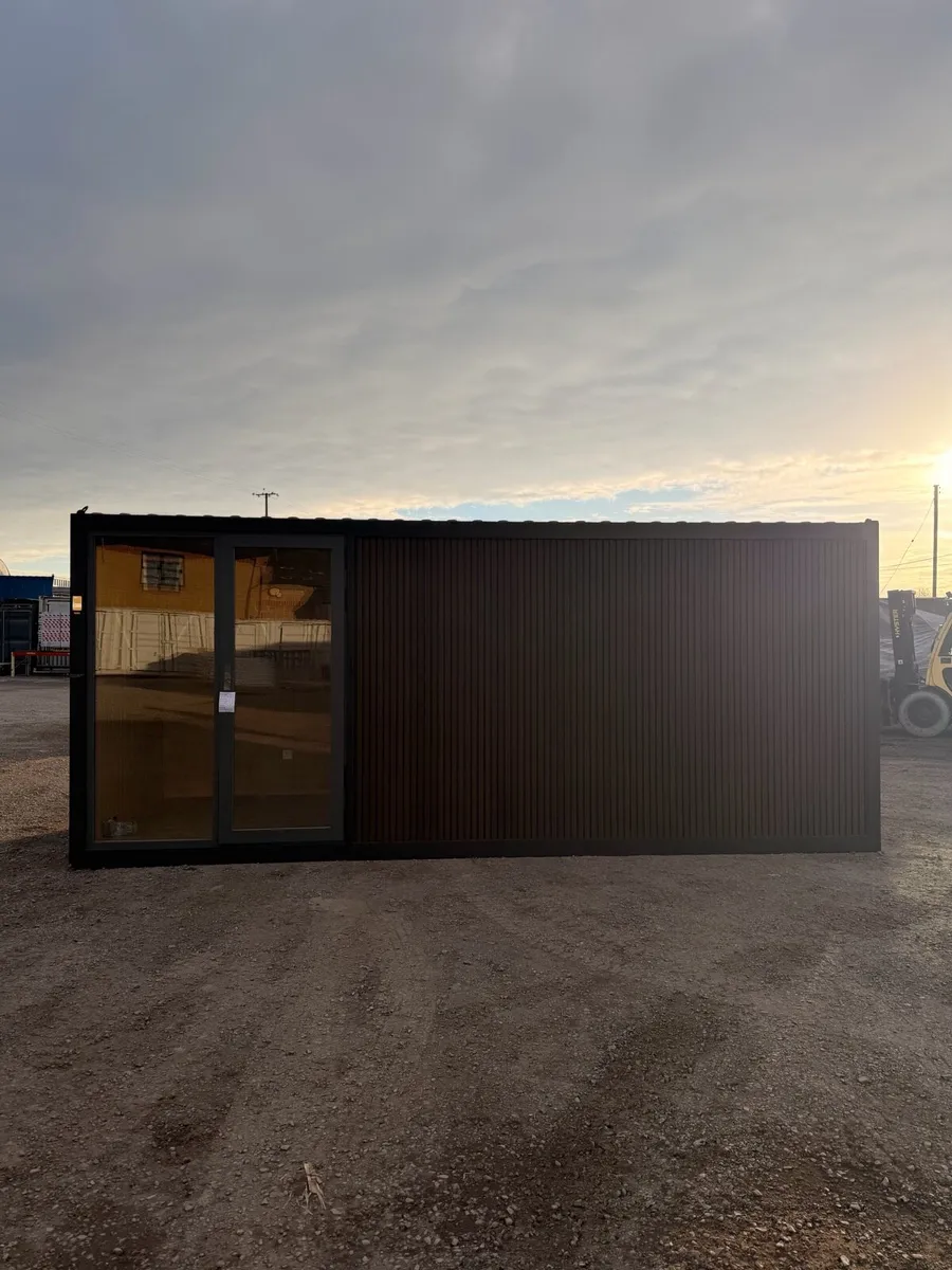 20ft Office/ Garden room - Image 1