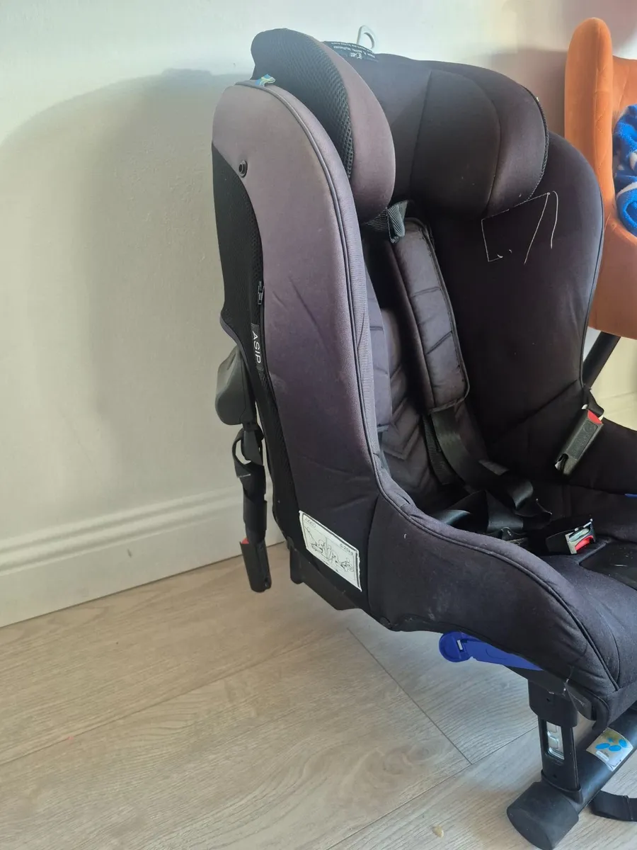 Car seat - Image 2