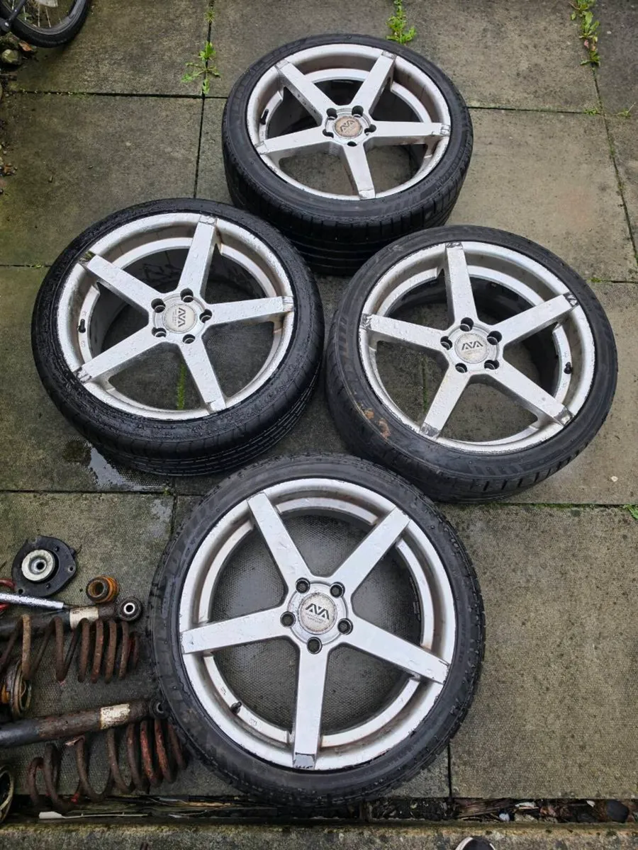 AVA Miami Alloy Wheels with 2022 Tyres - Image 1