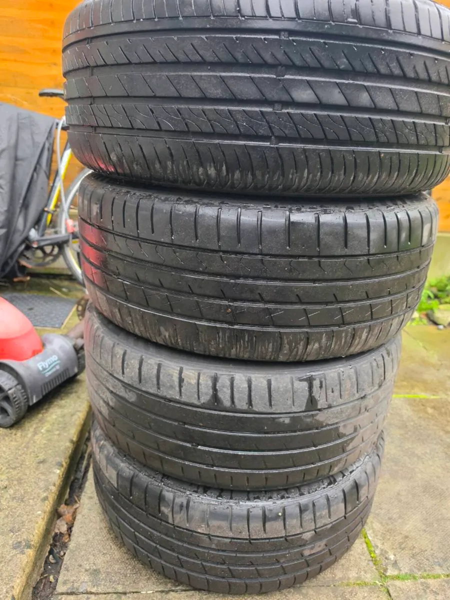 AVA Miami Alloy Wheels with 2022 Tyres - Image 2