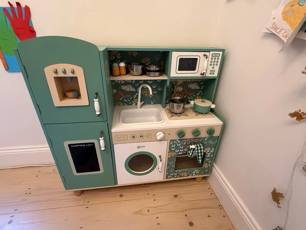 Play kitchen - Image 2