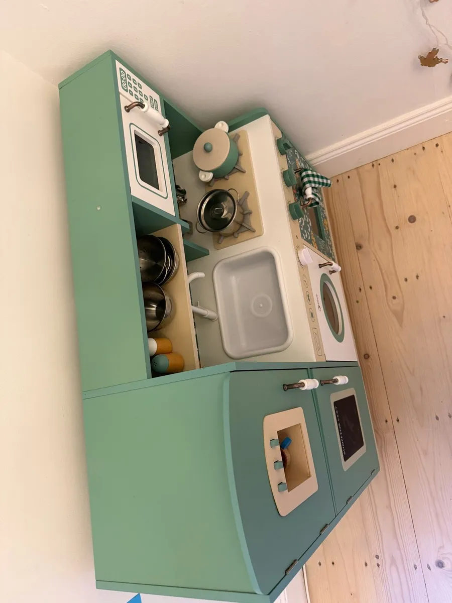 Play kitchen - Image 3