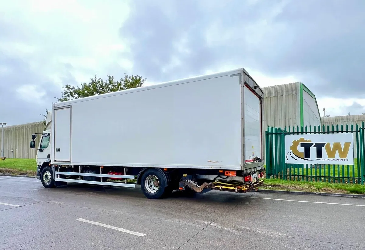 DAF LF230 - Image 2