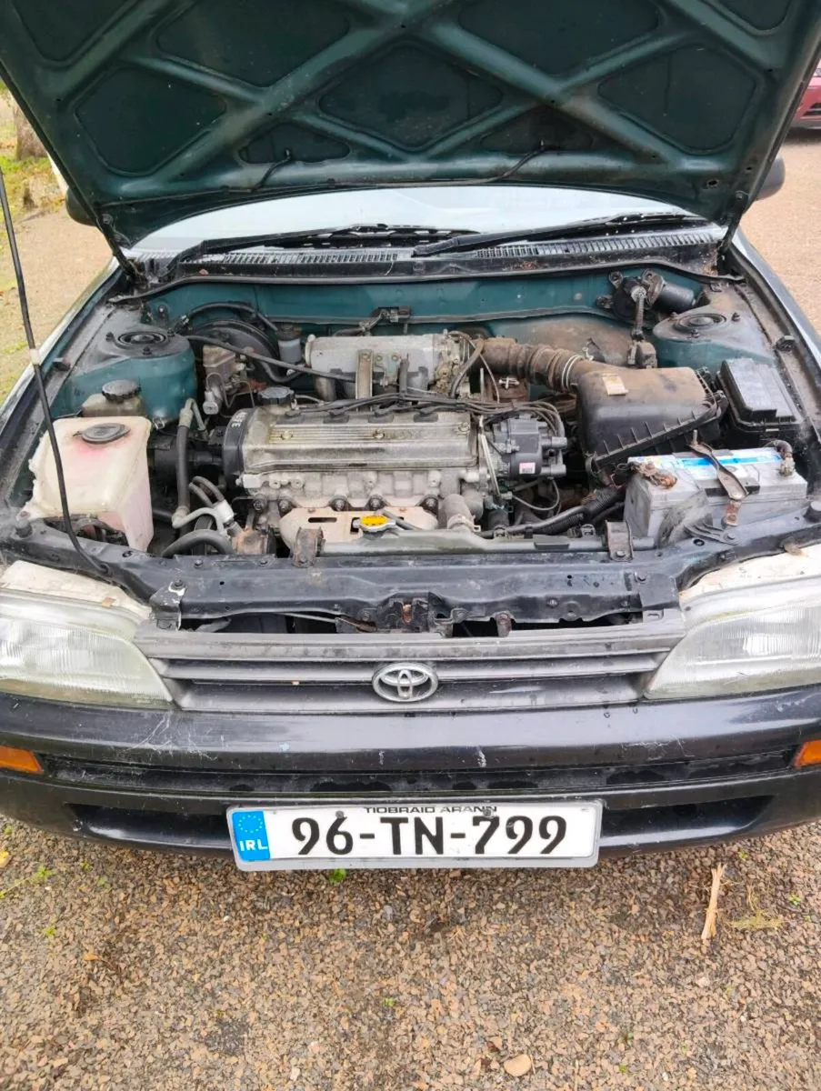96 TOYOTA COROLLA... VINTAGE..NCT AND TAX. - Image 4