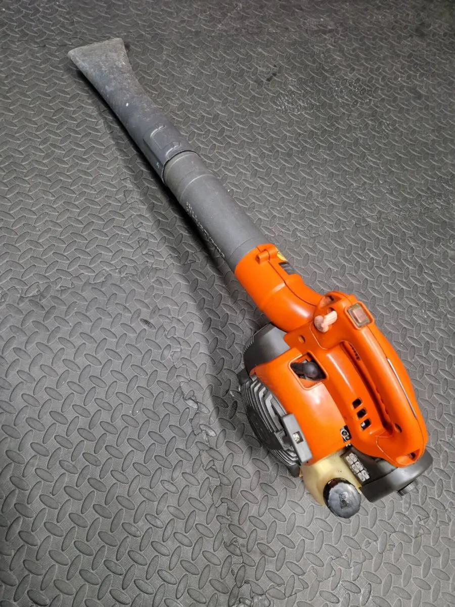 Husqvarna 125b leaf blower - Image 4