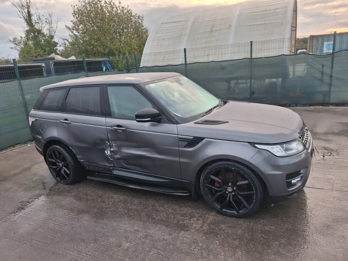 2014 Range Rover Sport  3.0 TDV6  Full leather - Image 2