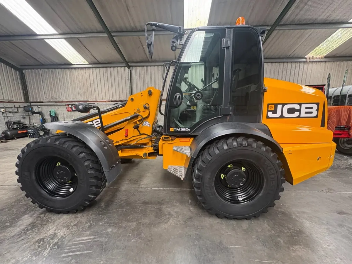 2017 JCB TM320S - Image 1