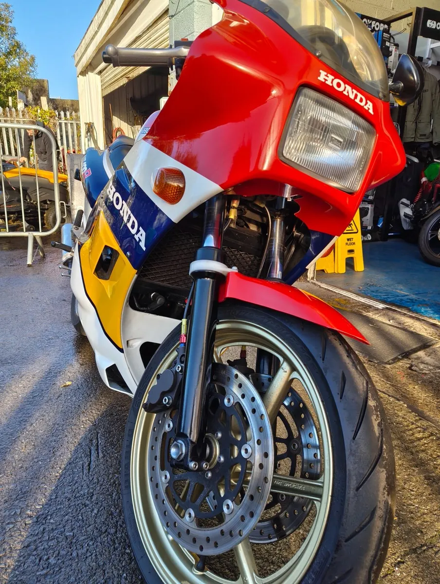 Honda NS400R 1986 - Image 2