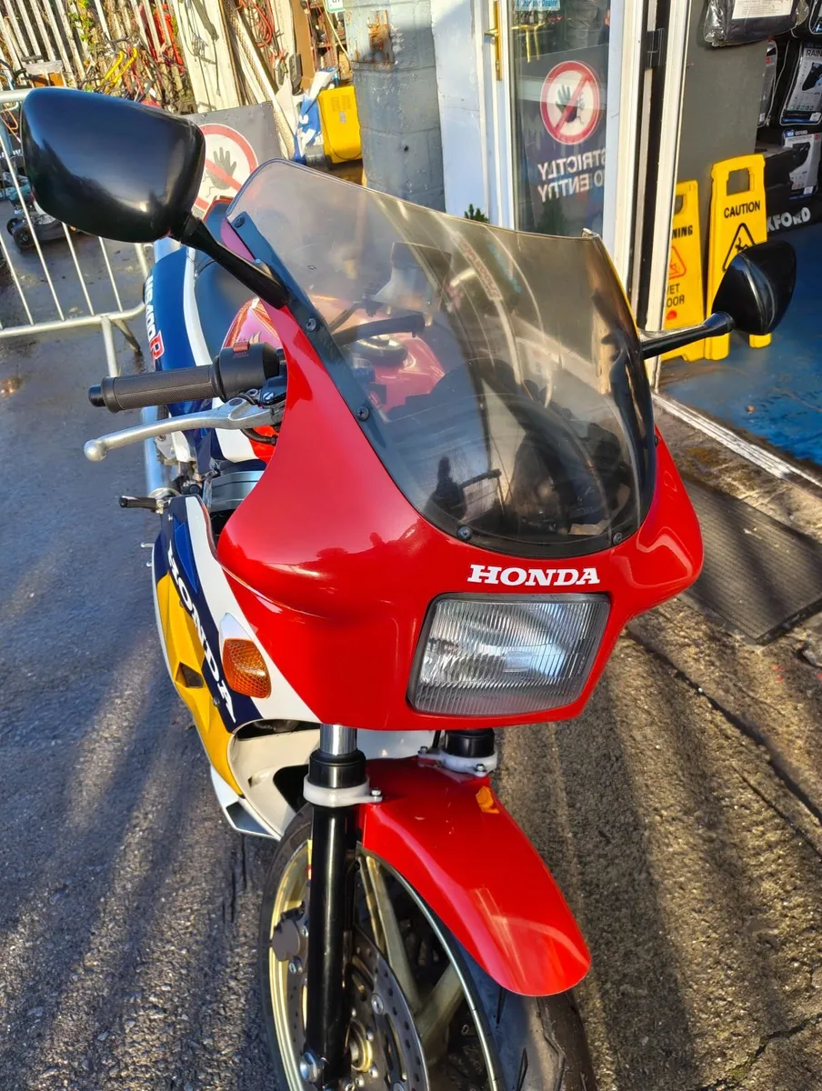 Honda NS400R 1986 - Image 3