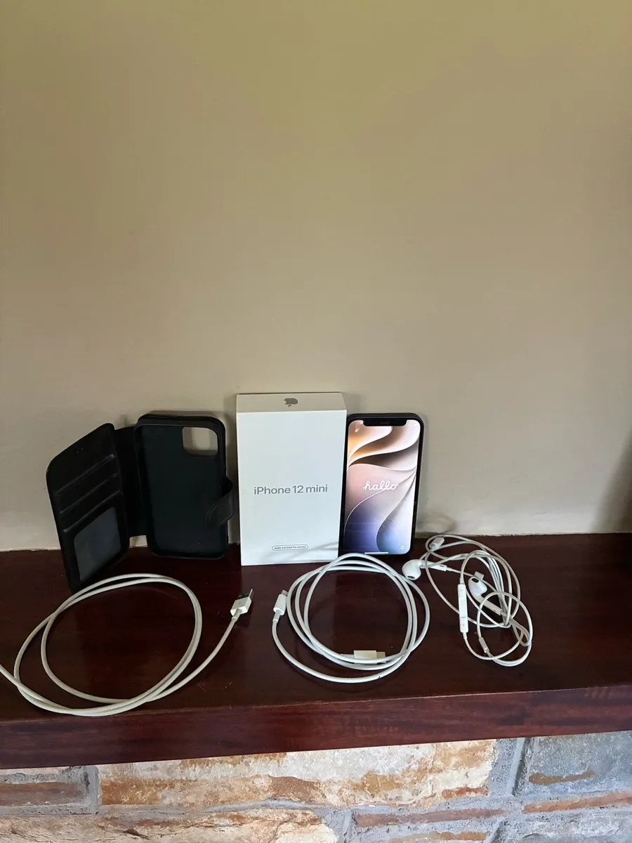 iPhone 12 mini. 64Gb.