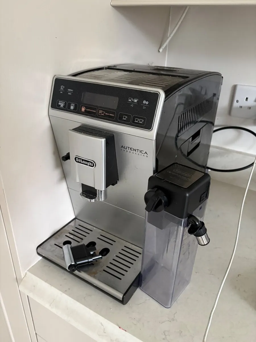 De’Longhi Autentica  Coffee machine
