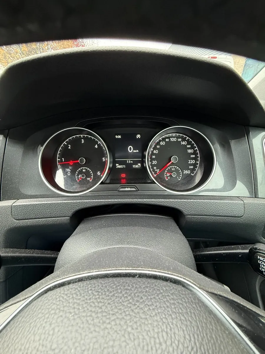 Volkswagen Golf 2018 - Image 2