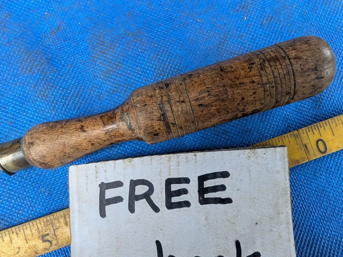 3/8" Woodcarvers Gouge by Brades - Image 2