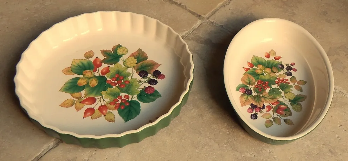 2 Cloverleaf Country Fruits Cooking Dishes - Image 1