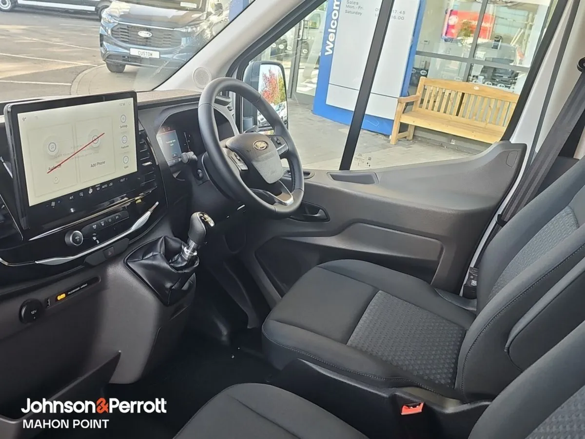 Ford Transit Trend 130PS 350L - Image 3