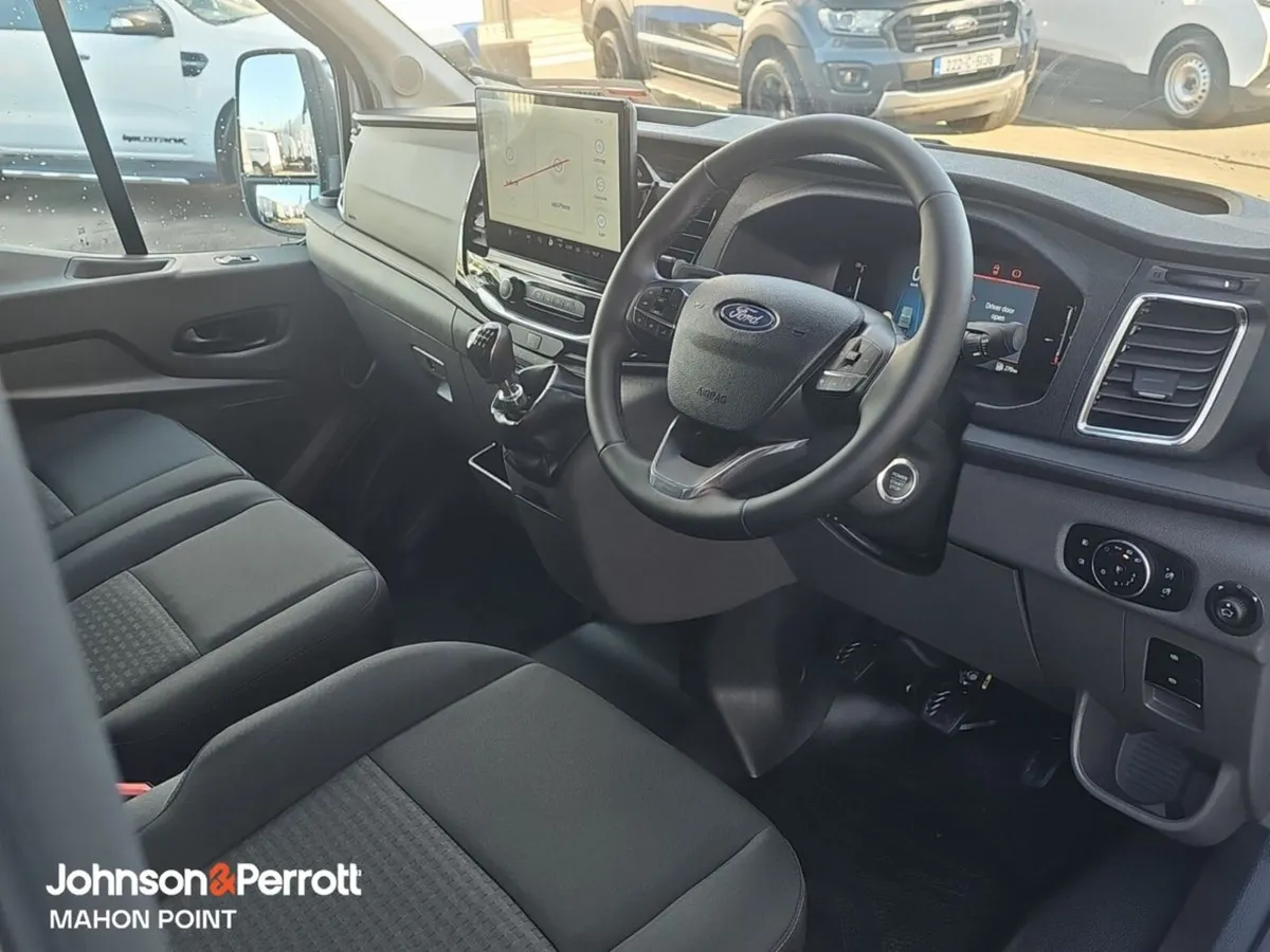 Ford Transit Trend 130PS 350L - Image 4