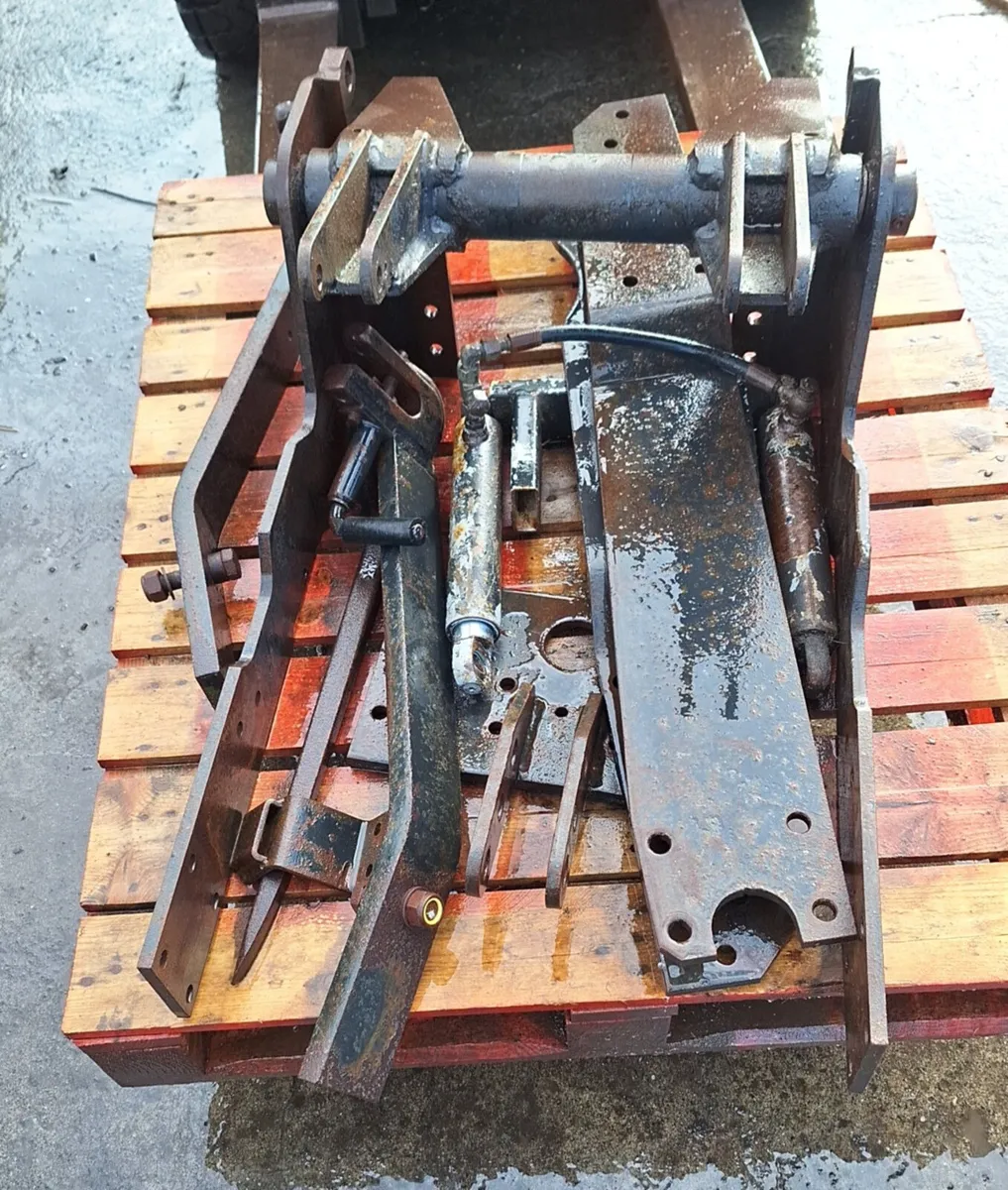 Front 3 Point Linkage - Image 3