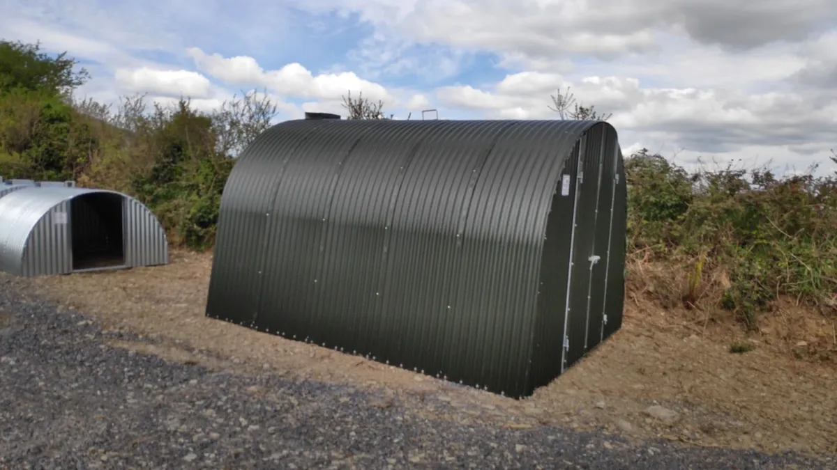 EXTRA LARGE CALF DONKEY PONY LlAMA  SHED SHELTER - Image 3