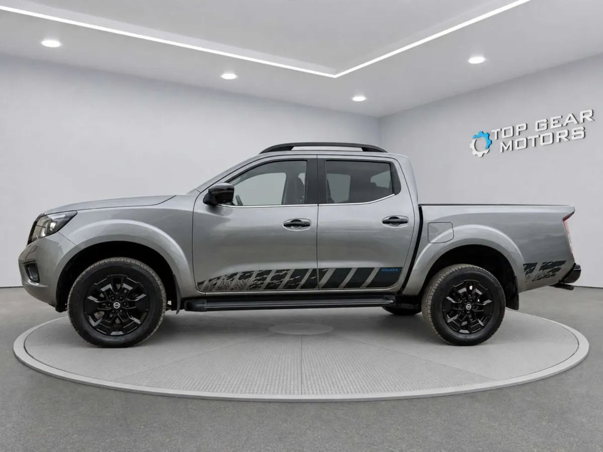 Nissan Navara 2.3 dCi 190BHP N-Guard 4WD 6-Speed - Image 3
