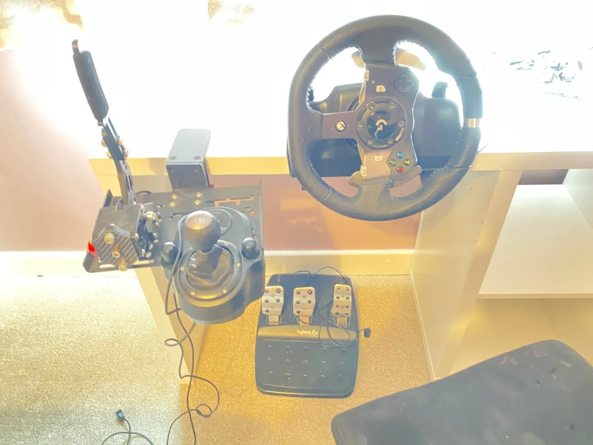 Logitech G920 Driving Force Racing Wheel - Image 4