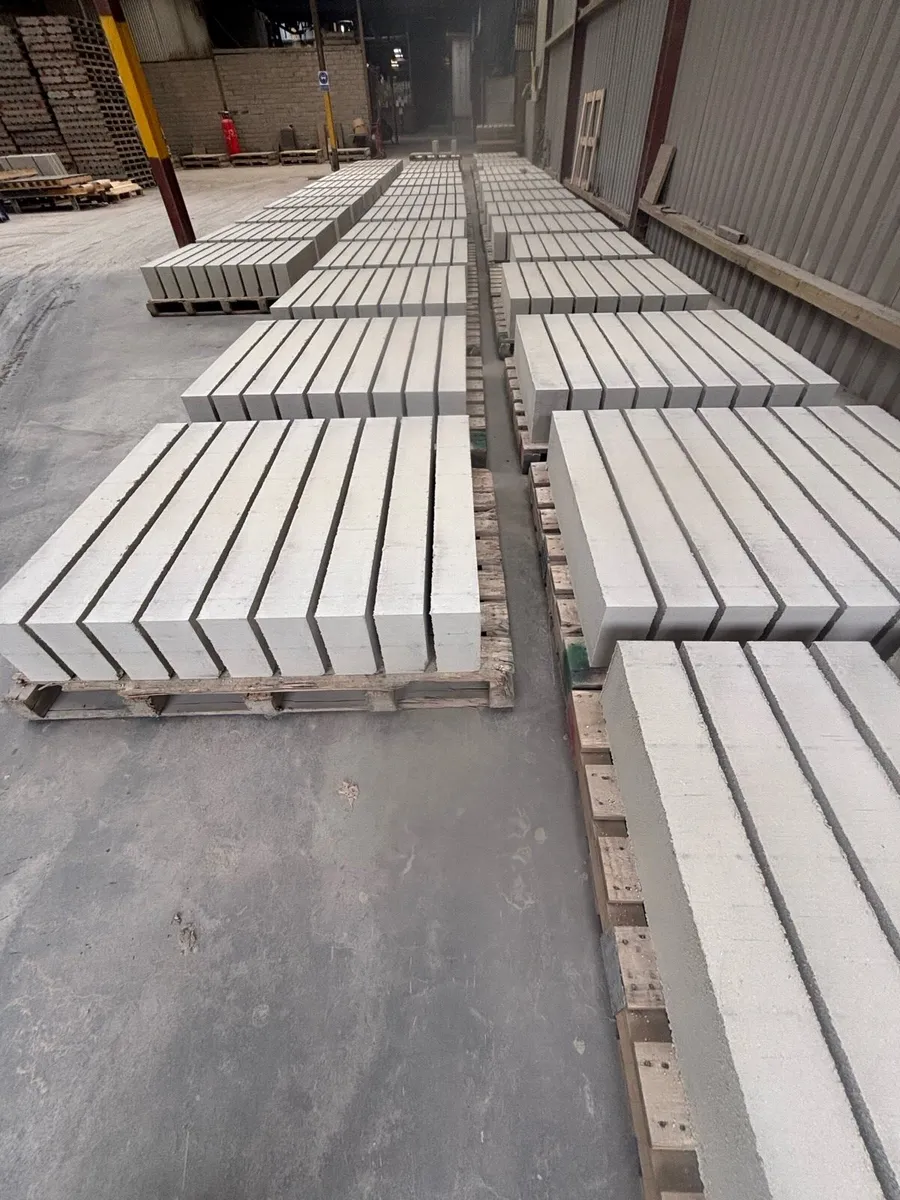 Kerbs - Image 1