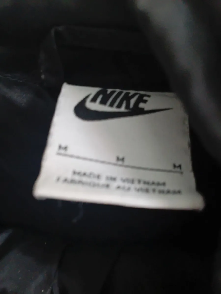 Nike tracksuit - Image 2