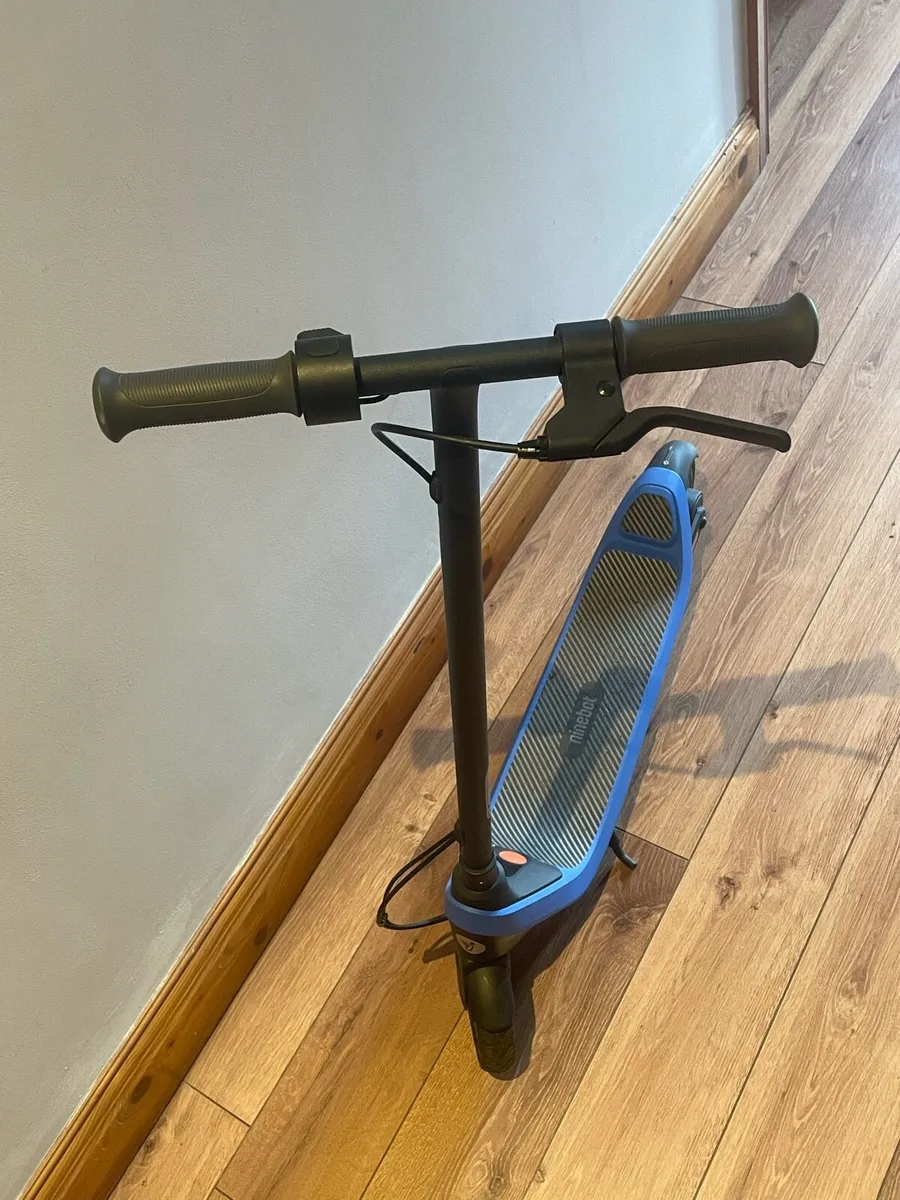 Segway C2 Lite Kids Electric Scooter - Image 1