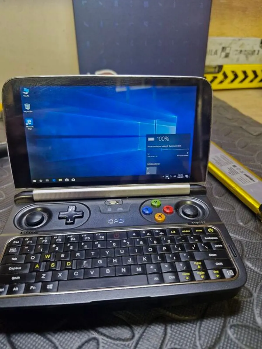 GPD Win 2 Windows gaming console - Image 2