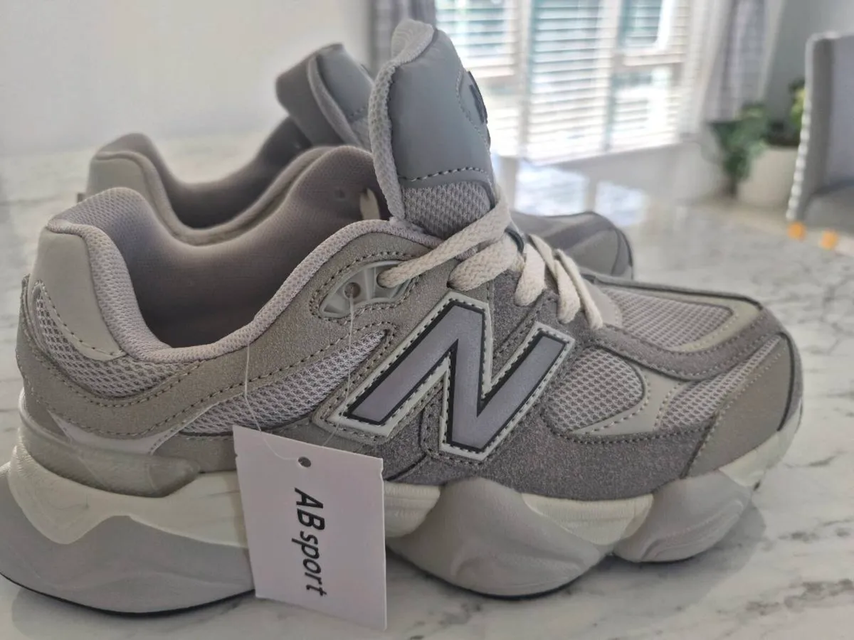 New balance - Image 1