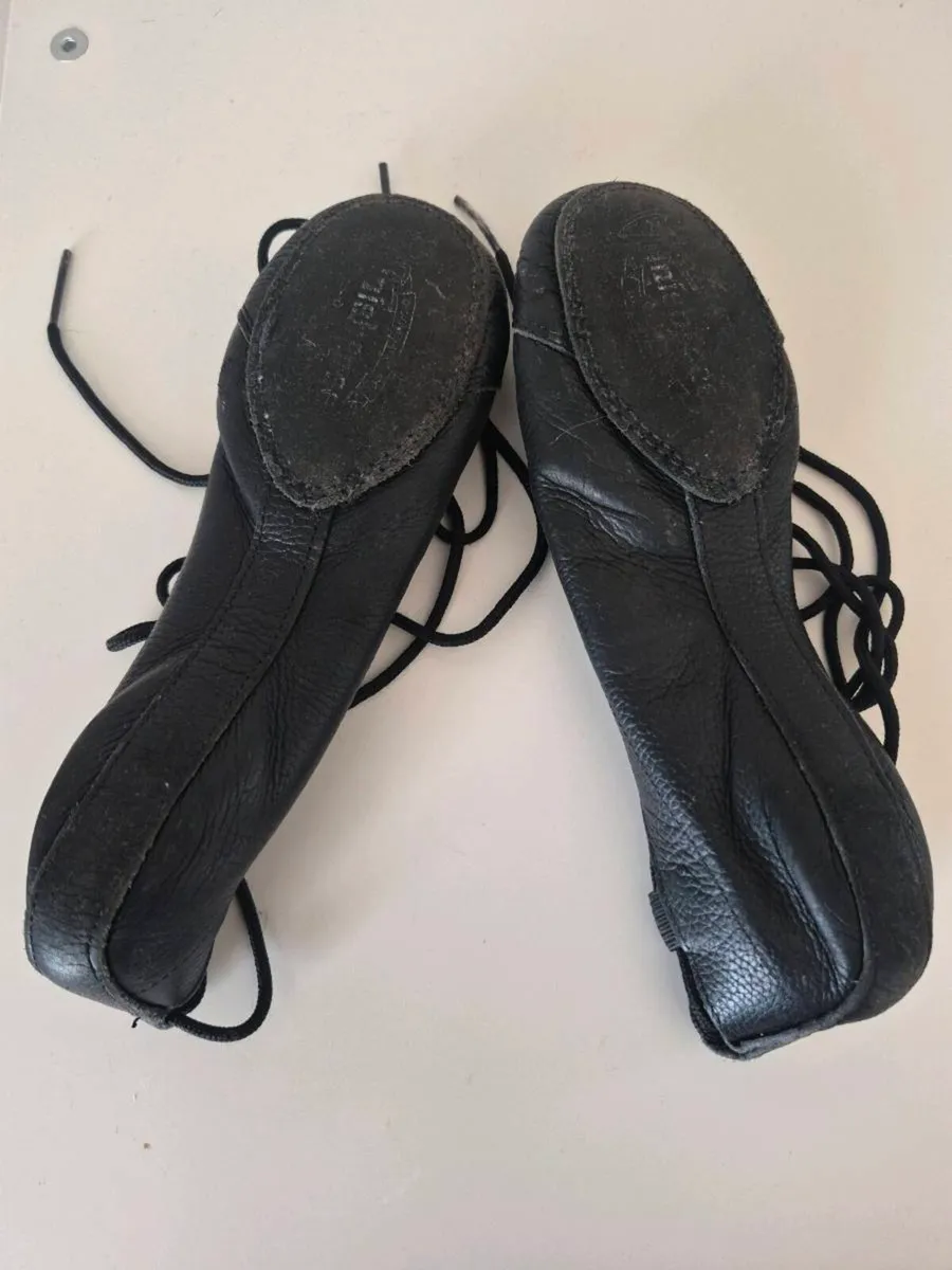 Irish dancing shoes - Image 2
