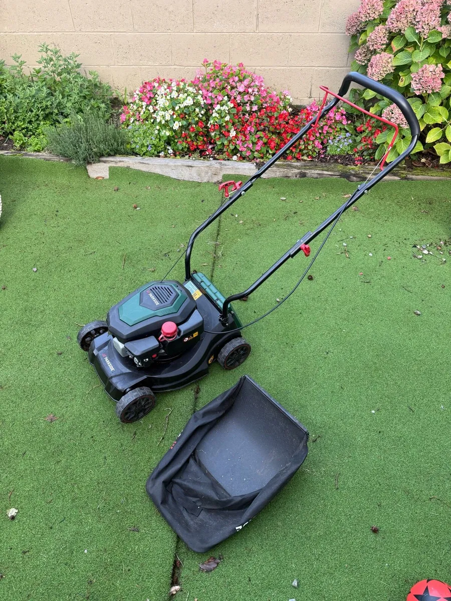 Petrol Lawnmower Parkside - Image 1