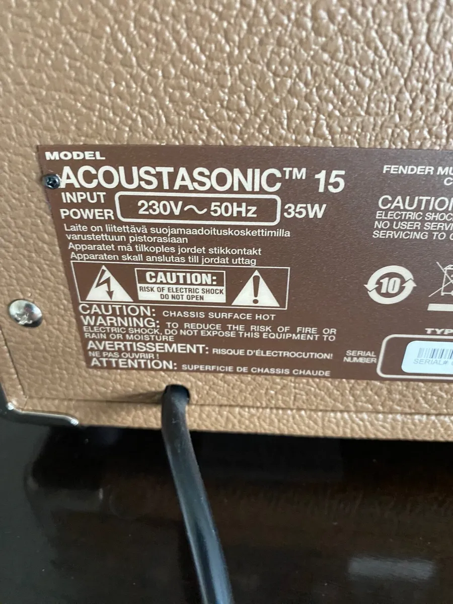 Acoustic guitar amp - Image 2