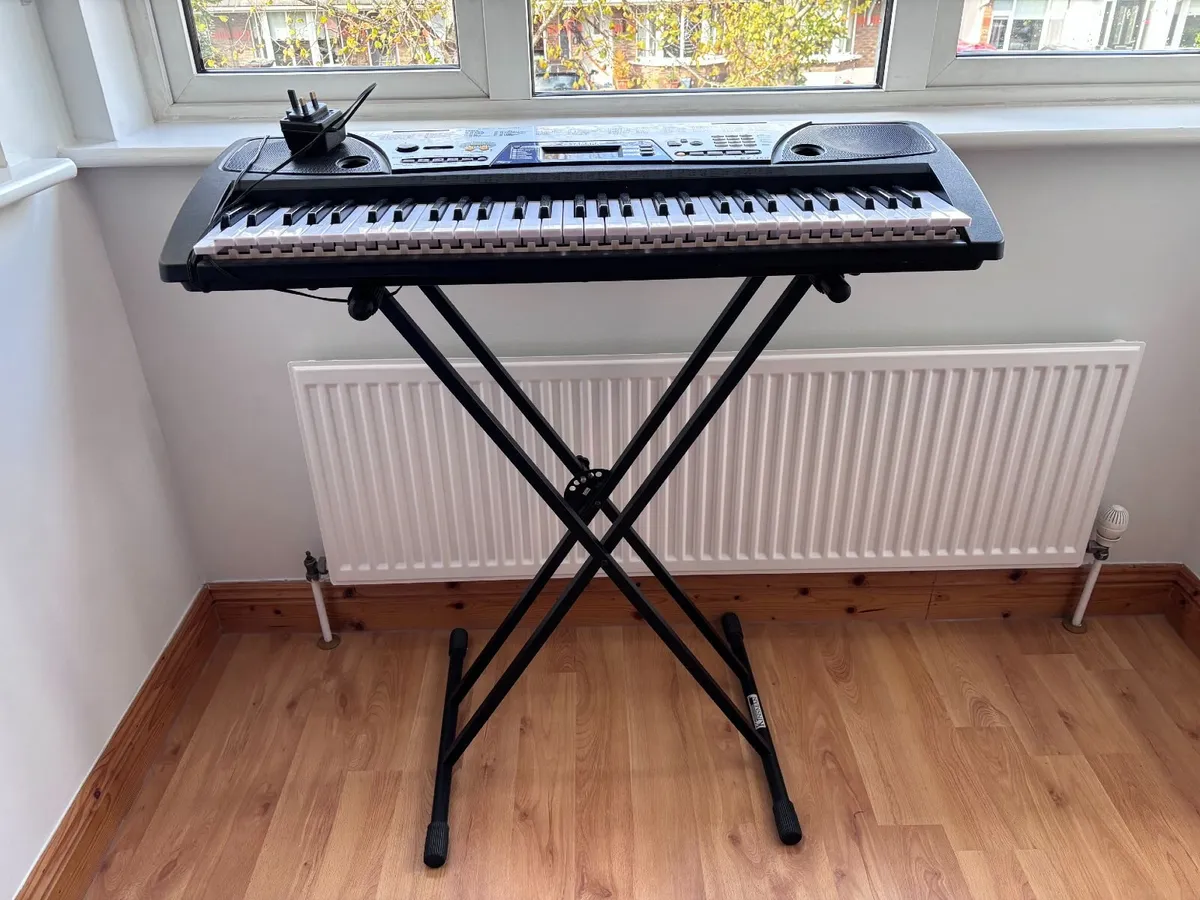 Yamaha EZ-150 Keyboard - Image 1