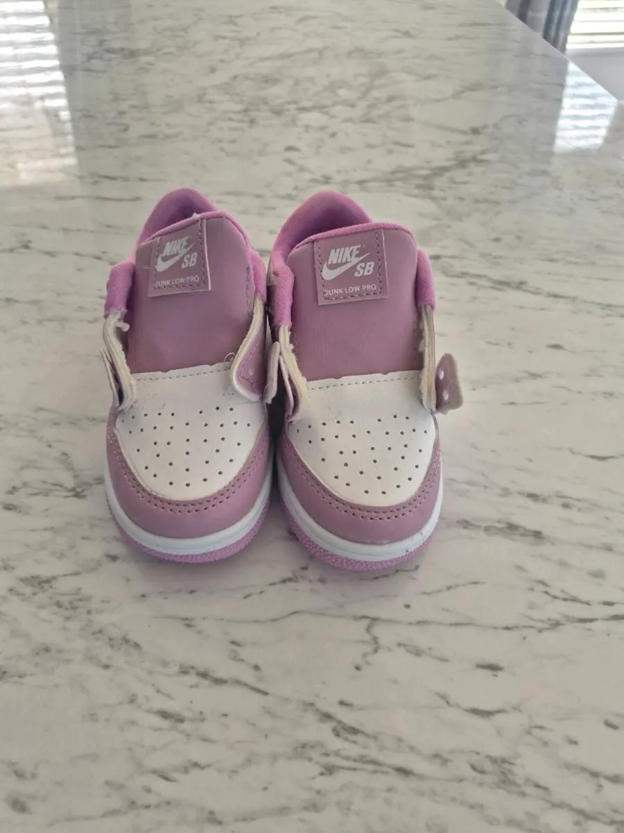 Nike dupe runners - Image 2