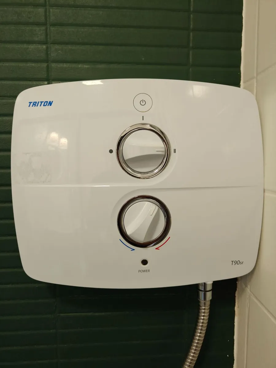 TRITON T90SR Electric shower - Image 2
