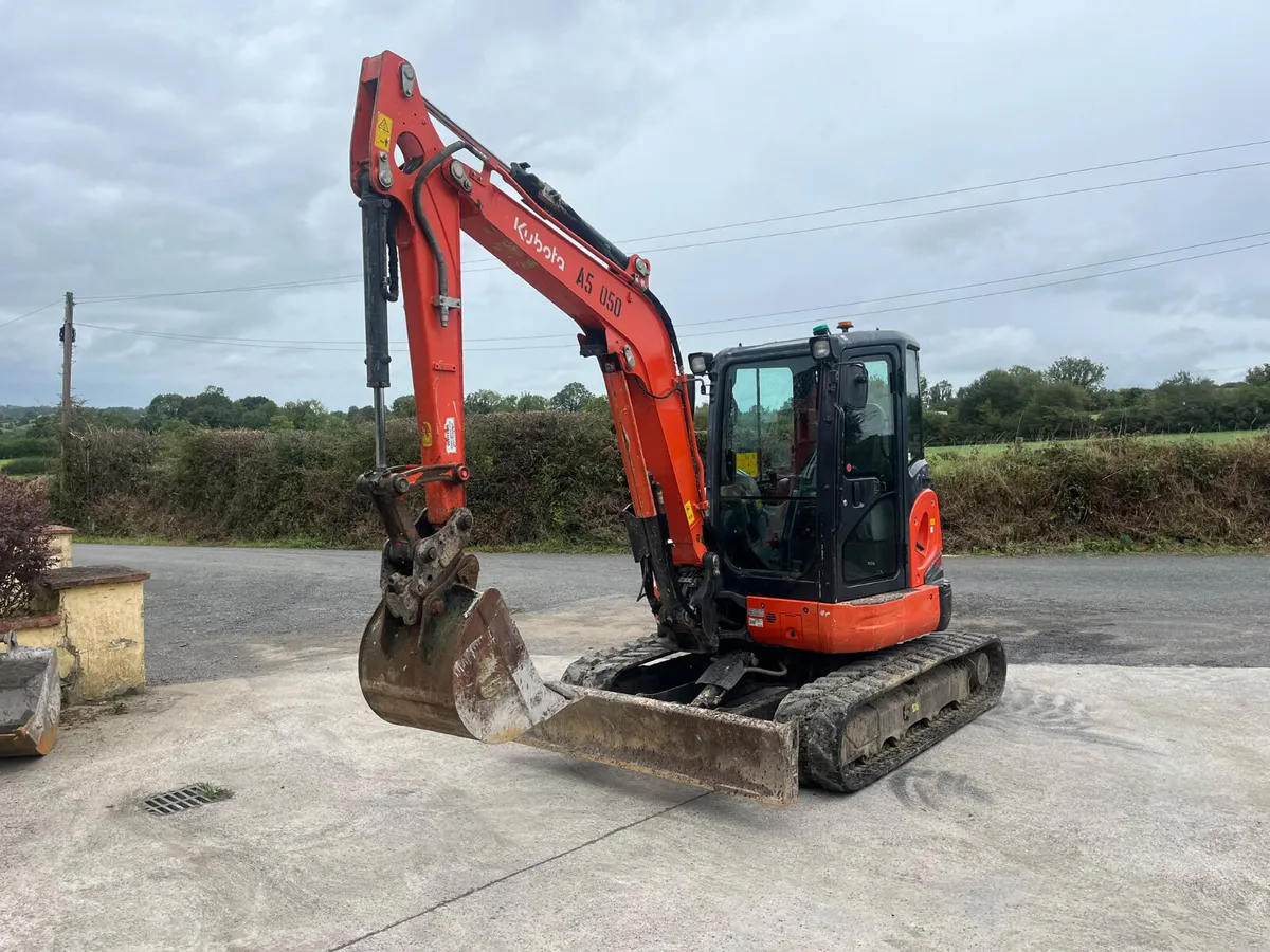 Kubota 48.4  year 2019 - Image 2