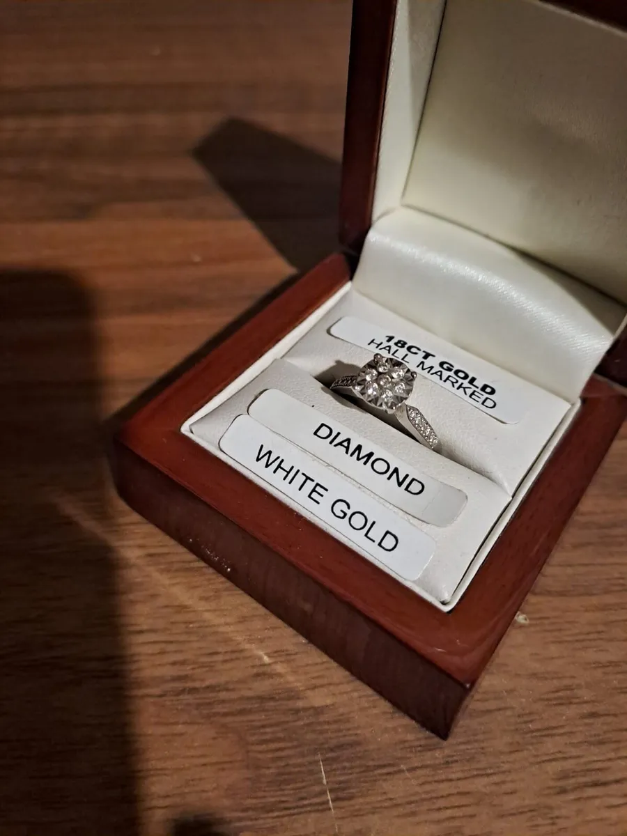 Jewellery - Image 4