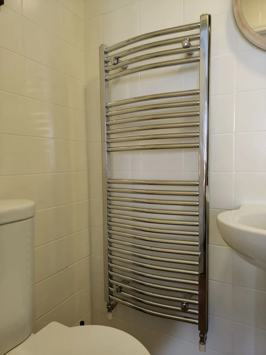 Bathroom radiator 1200 * 500 - Image 2