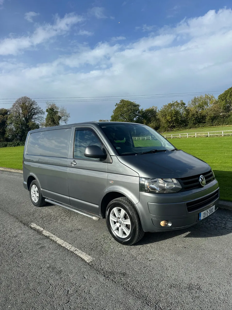 Volkswagen Transporter Auto 2013 TAX/DOE 05/27 - Image 1