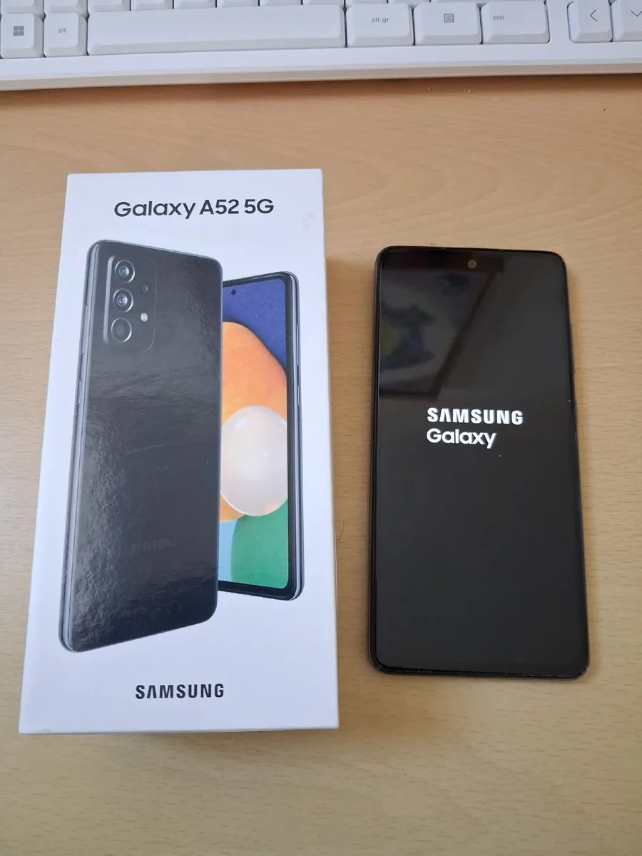 Samsung Galaxy A52 5G - Image 1