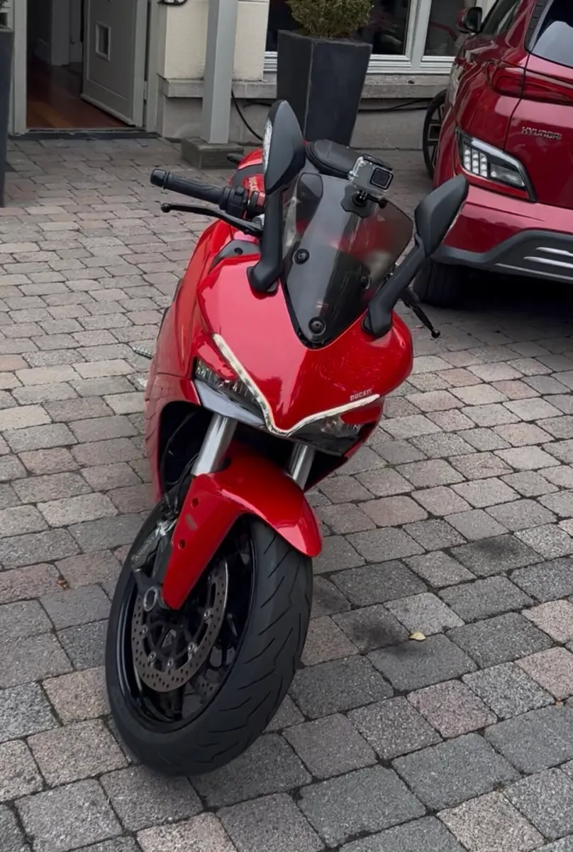 2017 Ducati Supersport 937cc - Image 1
