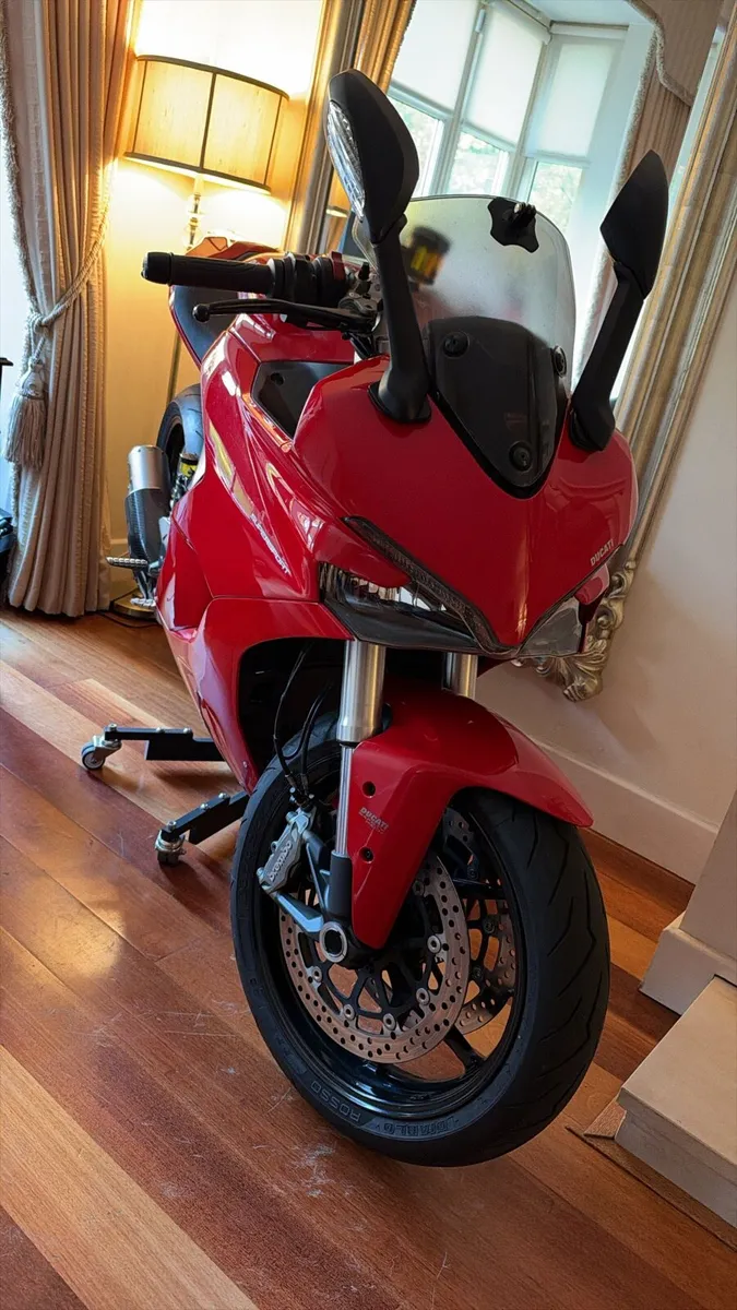 2017 Ducati Supersport 937cc - Image 3
